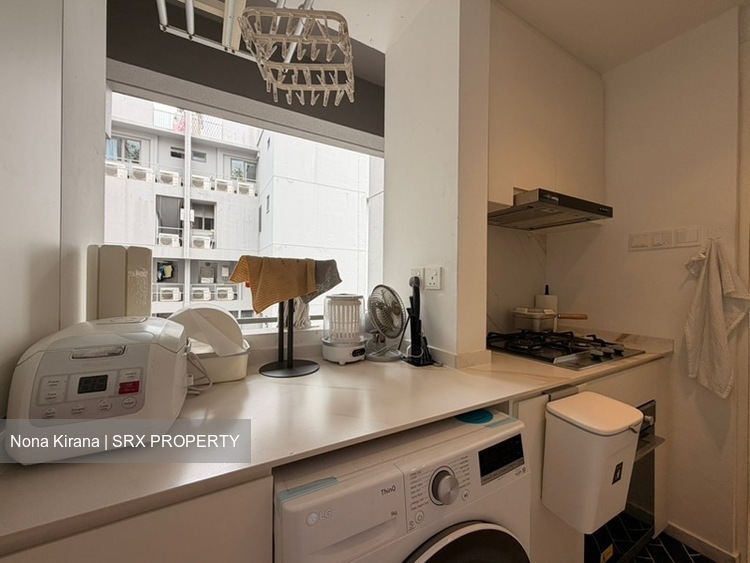 Charlton Lane (D19), Condominium #635059581